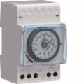 Hager Χρονοδιακόπτης 230v 24 Ωρών Με Εφεδρεία 3 Στοιχείων